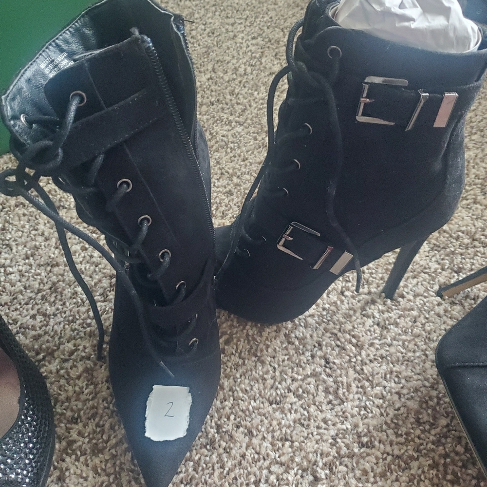 New never worn Heeled booties